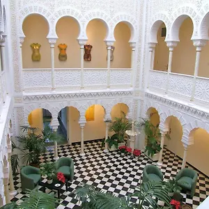 hotel-alhambra.tenerifehoteles.net/