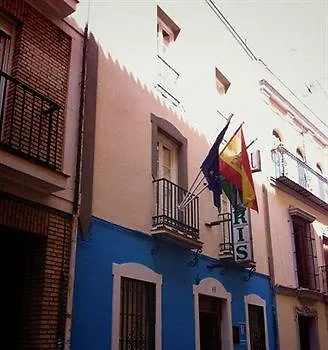 Le Petit Paris Hotel Seville