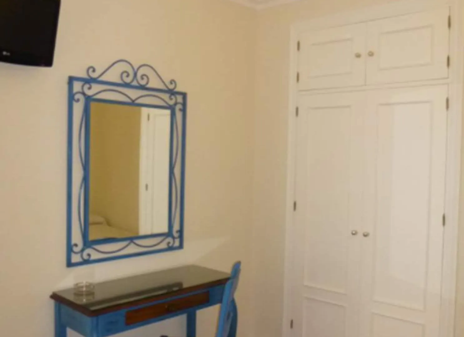 Guest house Le Petit Paris Hotel Seville